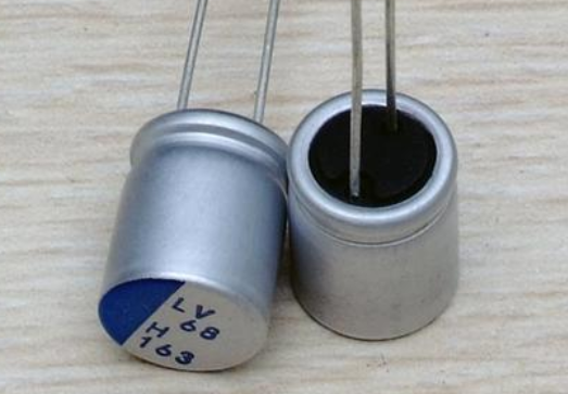 什么是固態電容？